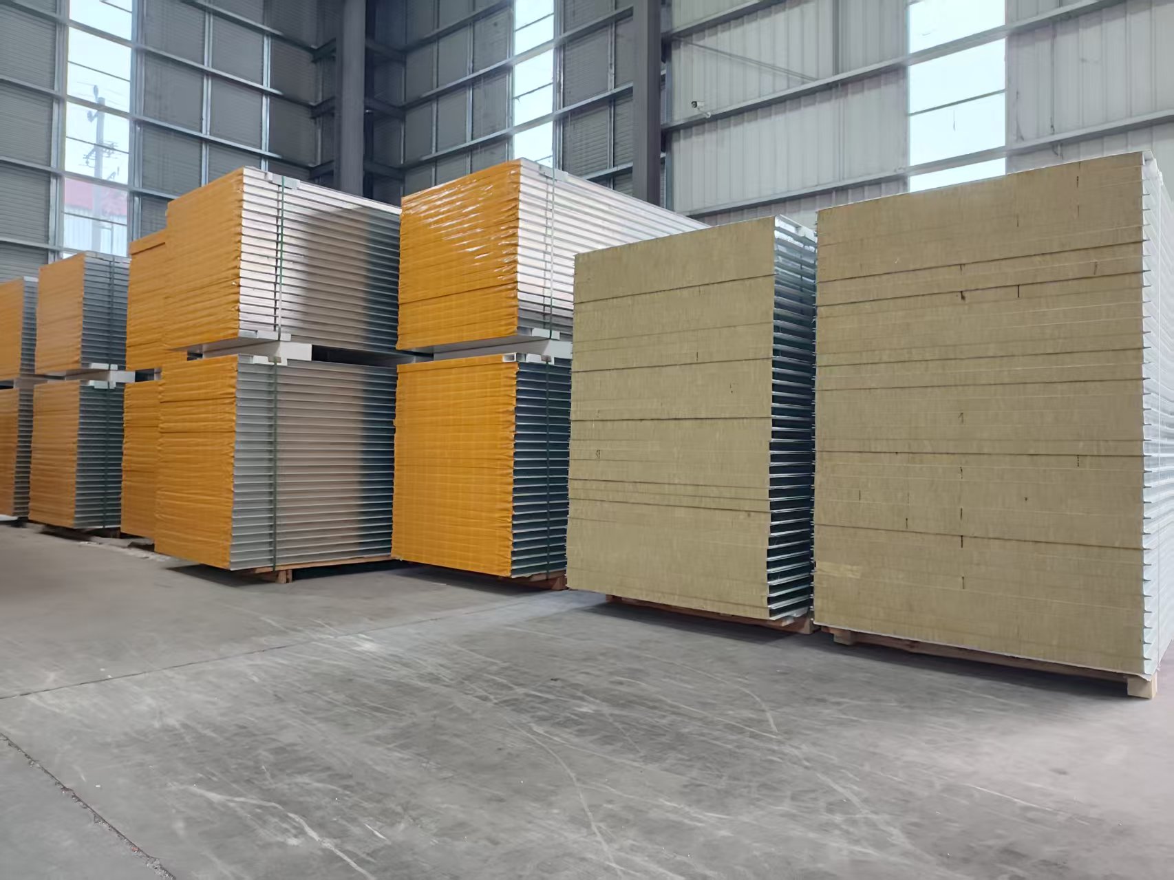 醫(yī)療潔凈車間適合用什么芯材的凈化板?